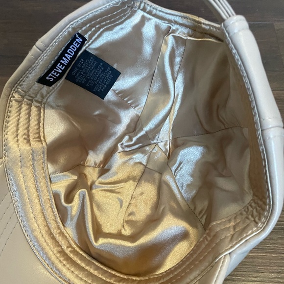 Steve Madden Soft Faux‎ Leather Bb Cap - Picture 4 of 5